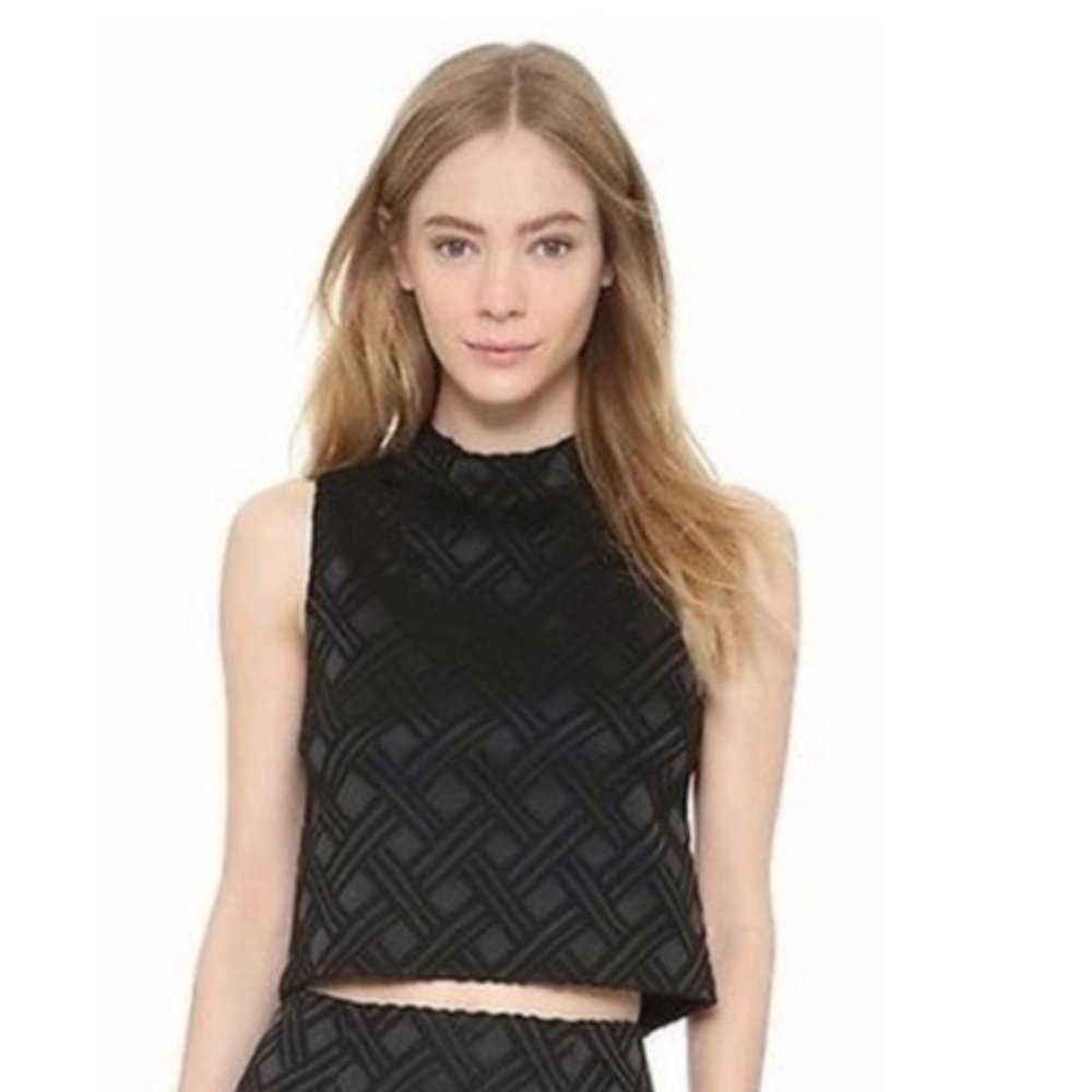 Alice + Olivia Leslie Textred Crop Top